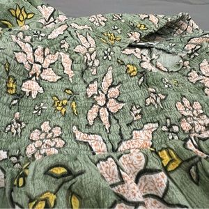 Green floral jungle boho smocked waist flare shorts